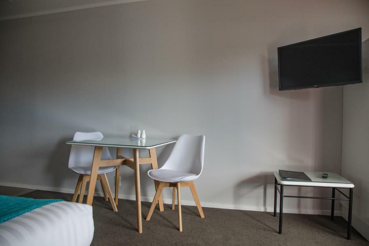Bks Palm Court Motor 4*