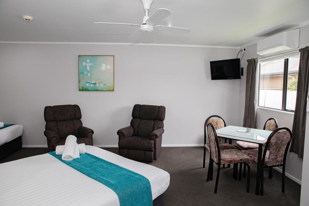 Bks Palm Court Motor 4* Gisborne